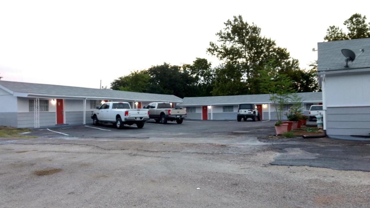 Budget Inn Hamilton Exterior foto